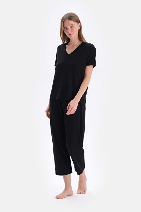 Siyah Kısa Kollu V Yaka Basıc Viskon Tişört Pantolon Pijama Takımı