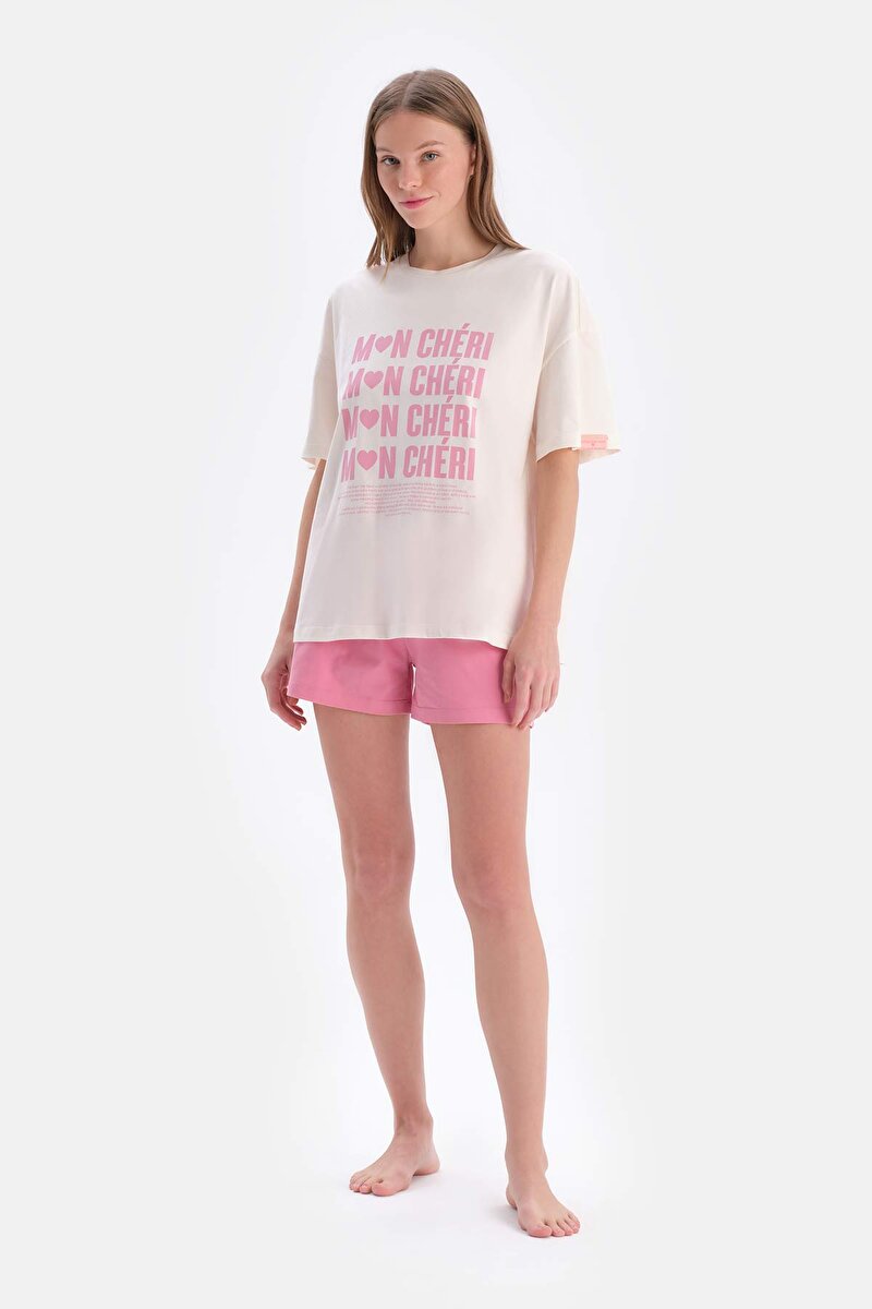 Ekru Kısa Kollu Parça Baskılı Süprem Tişört Şort Pijama Takımı