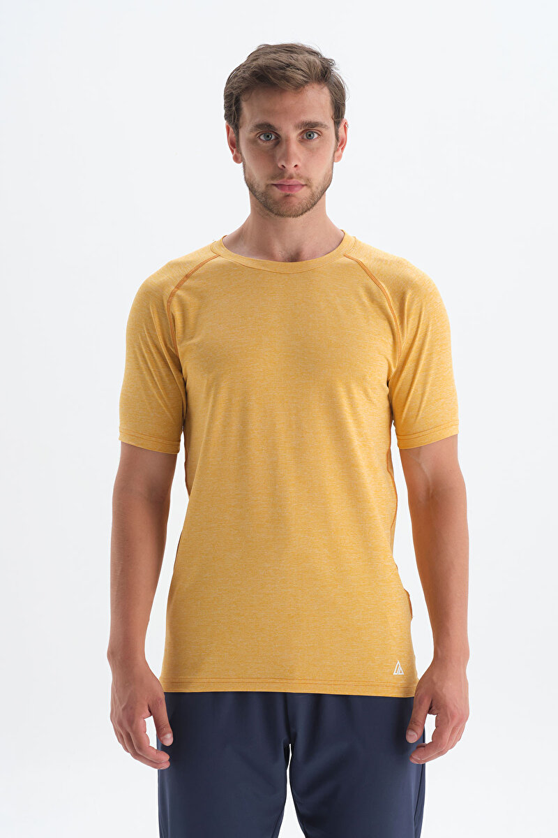 Dagi Mens Mustard T-Shirt 22SM12079UK_HAR | DAGI