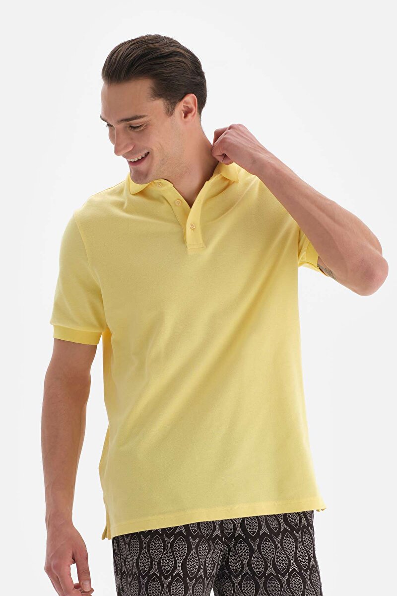 Açık Sarı Pike Polo Yaka T-Shirt 23SM84061ST_ASR | DAGI