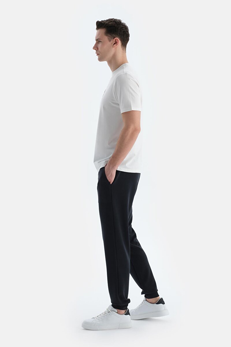 Siyah Erkek Modal Karışımlı Jogger Pantolon 25SM16330AK_366 | DAGI