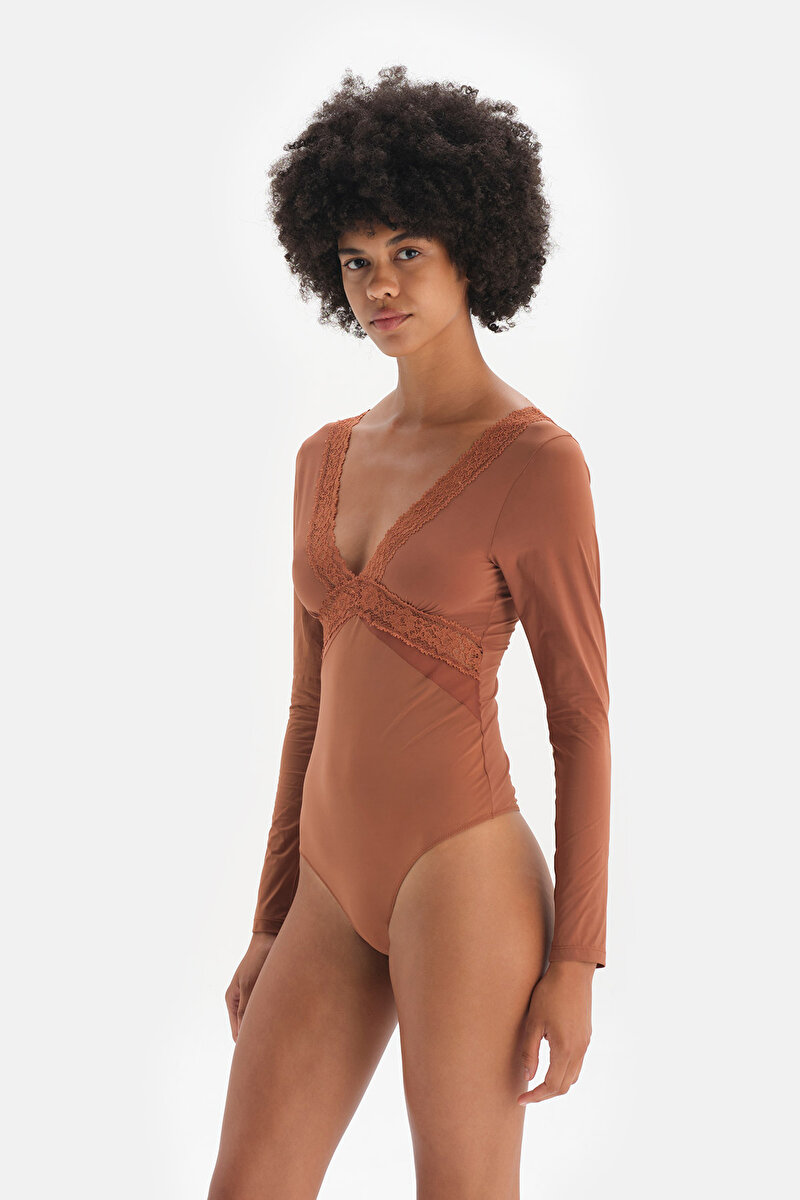 Kahverengi Dantel Detaylı String Form Mikro Bodysuit 22WW51018MA_KAHVER | DAGI